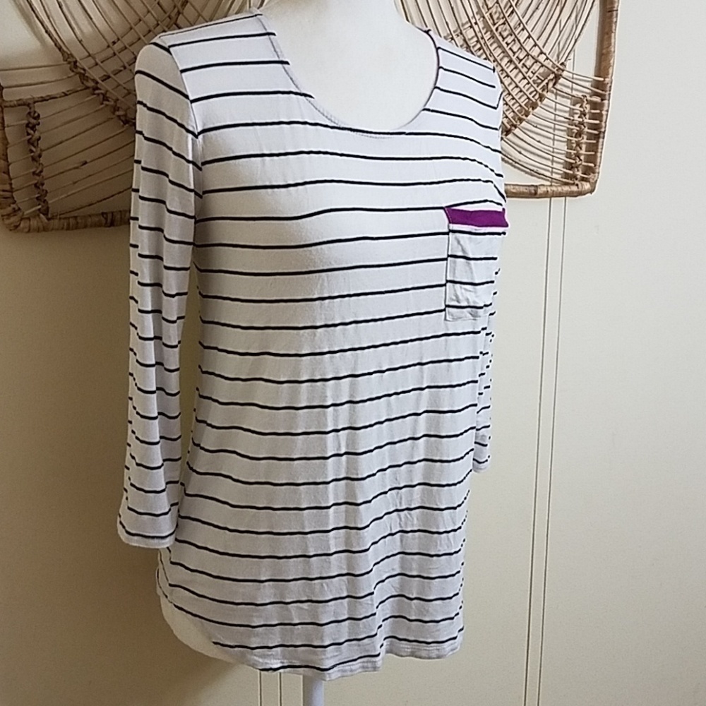 𝅺papermoon stitch fix sm-medium t shirt